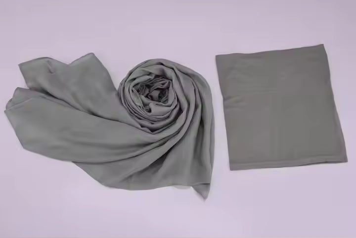 Modal Hijab with Matching Under cap